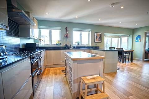 5 bedroom detached house for sale, Sheering Lower Road, Sawbridgeworth, Herts, CM21