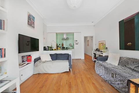 2 bedroom flat for sale, Chesterton Road, W10