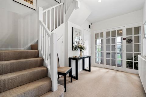 undefined, Little Meadow Close, Prestbury, Macclesfield, Cheshire, SK10