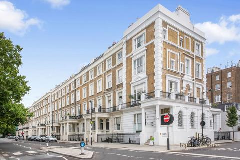 2 bedroom flat for sale, Gloucester Terrace, W2