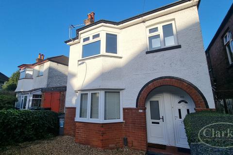 2 bedroom apartment for sale - Green Road, Bournemouth