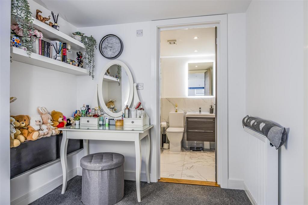 14 Radial House, Governors Walk, Portsmouth-Portic