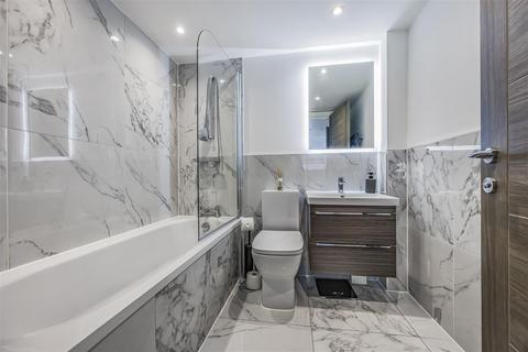 2 bedroom apartment for sale, Radial House, Portsmouth PO3