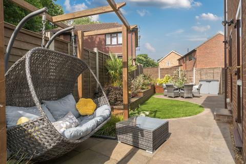 4 bedroom detached house for sale, Brockenhurst Close, Gillingham ME8
