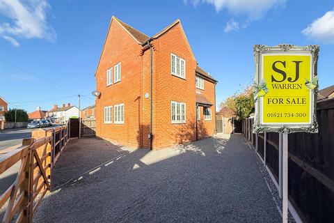 3 bedroom detached house for sale, Devonshire Road, Burnham-On-Crouch
