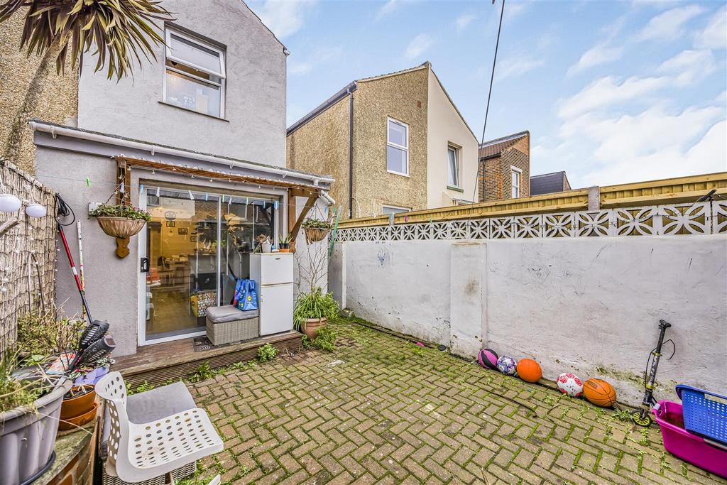 75 Monmouth Road, Portsmouth-Portico Marketing-Sold