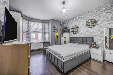 3 bedroom terraced house for sale, Monmouth Road, Portsmouth PO2