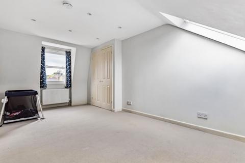 3 bedroom house to rent, Montefiore Street, Battersea, London, SW8