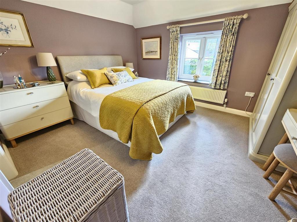 Master Bedroom.jpg