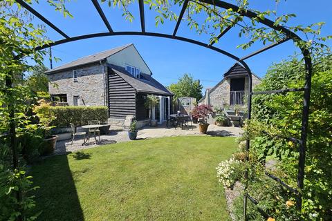 4 bedroom detached house for sale, Brook Lane, Tavistock