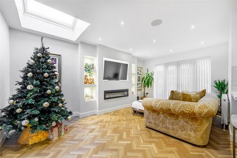 2 bedroom detached bungalow for sale, Remus Close, Wideopen, Newcastle Upon Tyne, NE13