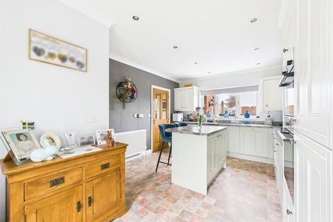 4 bedroom detached house for sale, Moorcroft Court, Okehampton, Devon