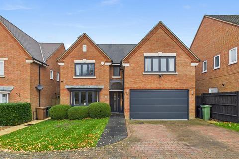 undefined, Broadwood Road, Coulsdon CR5