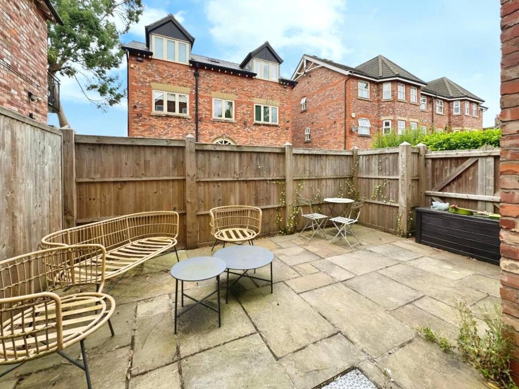 Rear Courtyard