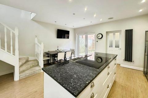 2 bedroom mews for sale, Knutsford Road, Alderley Edge, Cheshire, SK9