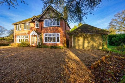 undefined, Chiltern Road, Henley-on-thames RG9