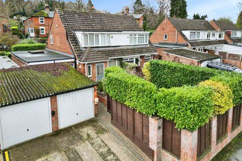 4 bedroom semi-detached house for sale, Cotswold Road, Berkshire GU47