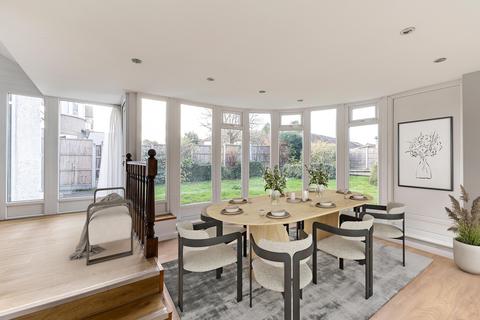 4 bedroom semi-detached house for sale, London Road, Twickenham, TW1