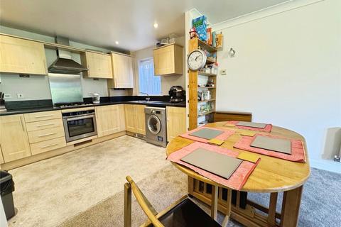 2 bedroom flat for sale, Pierwarden Mews, East Sussex TN38