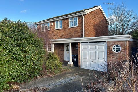 3 bedroom detached house for sale - Smallfield, Horley, Surrey, RH6