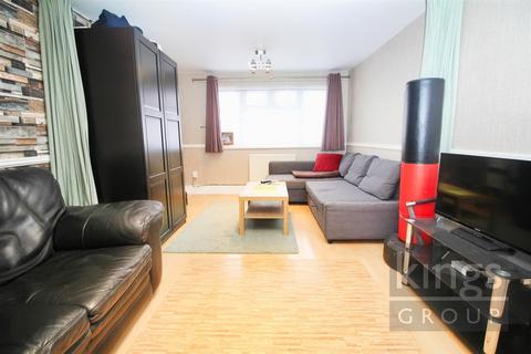 3 bedroom flat for sale, Mulberry Close, Broxbourne