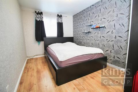 3 bedroom flat for sale, Mulberry Close, Broxbourne