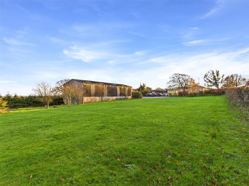 Barn &amp; Garden