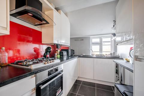2 bedroom apartment for sale, Copers Cope Road, Beckenham