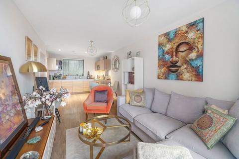 2 bedroom apartment for sale, Hammersley Road, London E16