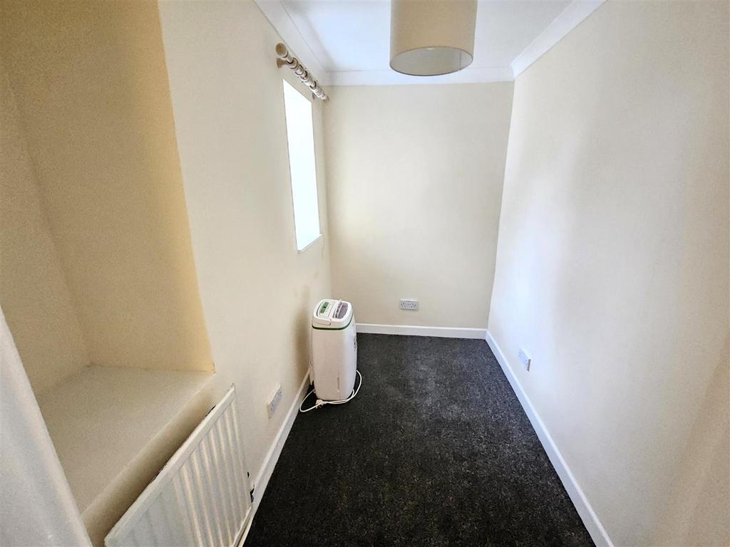 Bedroom 3.jpg