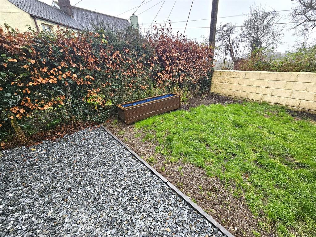 Front Garden.jpg