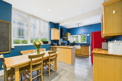 4 bedroom detached house for sale, Reddown Road, Coulsdon CR5