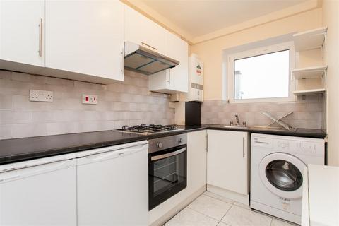 2 bedroom flat to rent, The Forum, Digby Street, London