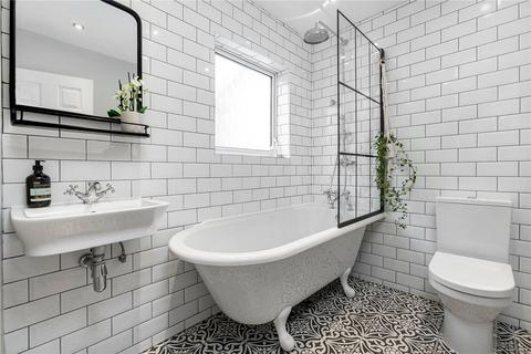 2 bedroom apartment for sale, Dahomey Road, Furzedown, SW16