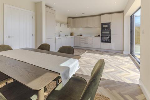 3 bedroom semi-detached house for sale, Rosewood, Upland Road, Thornwood,
