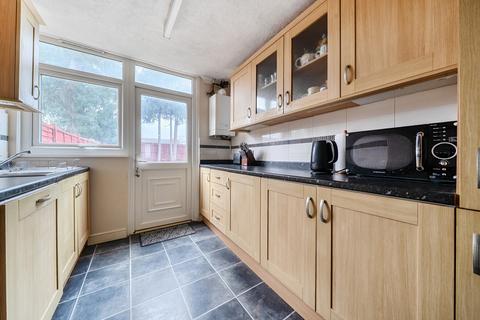 undefined, Wheatley, Bracknell, Berkshire