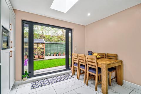 4 bedroom terraced house for sale, Besley Street, Furzedown, SW16