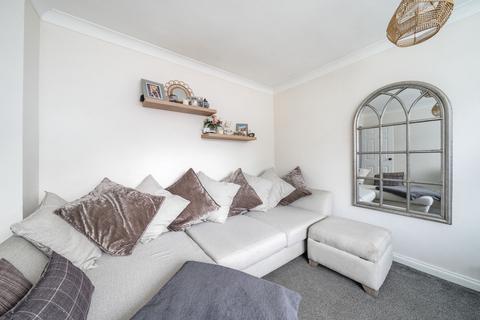 2 bedroom maisonette for sale, Paddock Close, South Darenth, Dartford, Kent, DA4