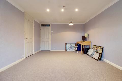 undefined, DOVECOTE CLOSE, HORBURY, WAKEFIELD, WEST YORKSHIRE, WF4