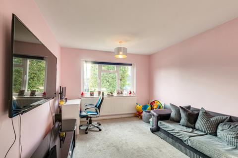 4 bedroom semi-detached house for sale, Chancel Close, Benfleet, SS7