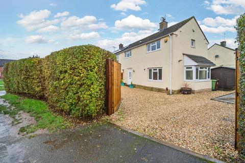 3 bedroom semi-detached house for sale - Howell Road, Gloucestershire GL51