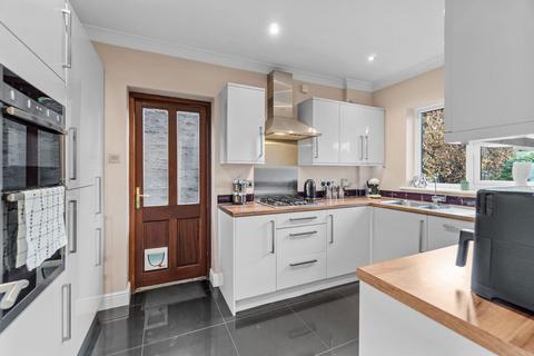 5 bedroom semi-detached house for sale, Merland Rise, Epsom KT18