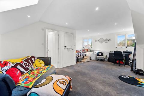 5 bedroom semi-detached house for sale, Merland Rise, Epsom KT18