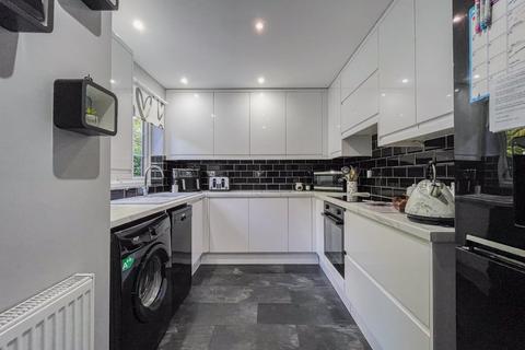 3 bedroom terraced house for sale, Abbots Field, Gravesend, Kent, DA12