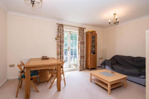 2 bedroom apartment to rent, Highfield House, Queensway, Hemel Hempstead, Hertfordshire, HP2 5GZ