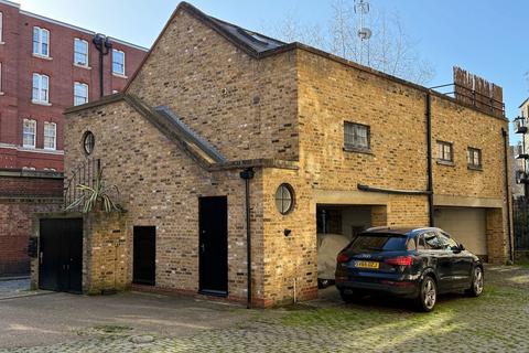 2 bedroom mews for sale, Ship and Mermaid Row, London Bridge, London, SE1