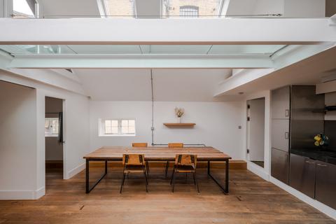 2 bedroom mews for sale, Ship and Mermaid Row, London Bridge, London, SE1