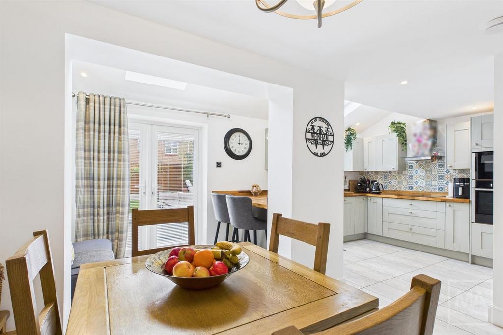 Kitchen Diner