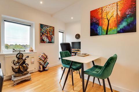 2 bedroom flat for sale, Old London Road, St Albans, AL1