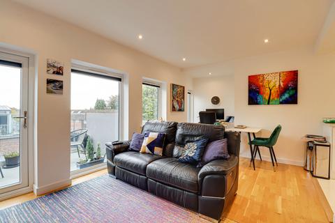 2 bedroom flat for sale, Old London Road, St Albans, AL1